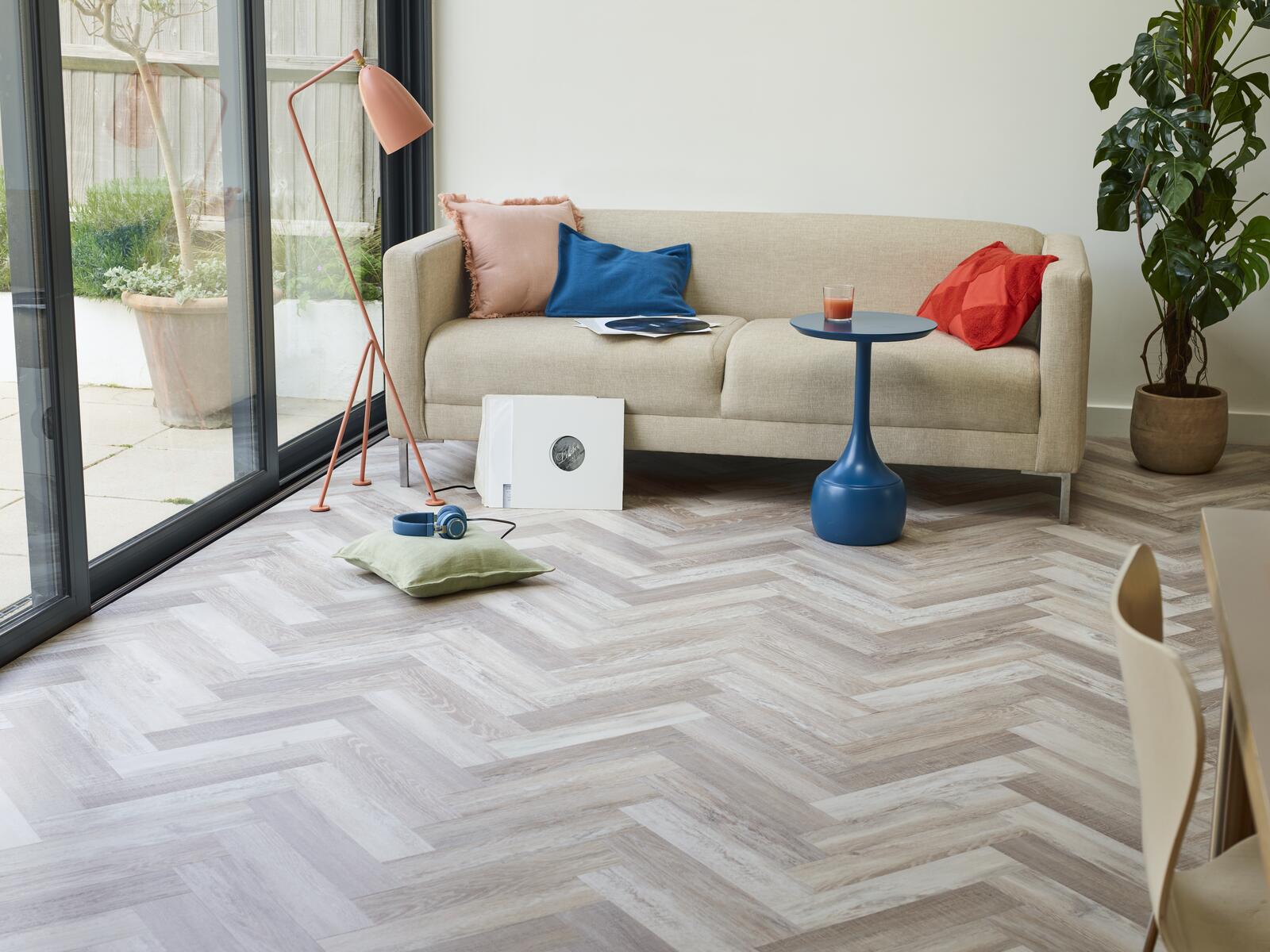 Washed Salvaged Timber in Large Parquet: Amtico LVT Design flooring